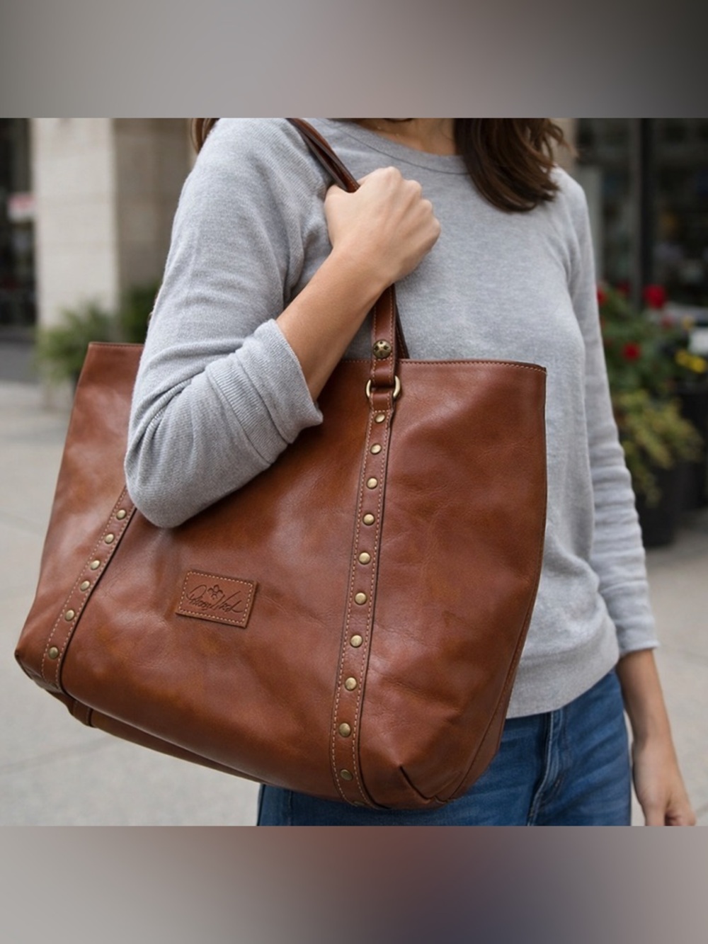 Patricia Nash Tote Bag with added Pouch Bag